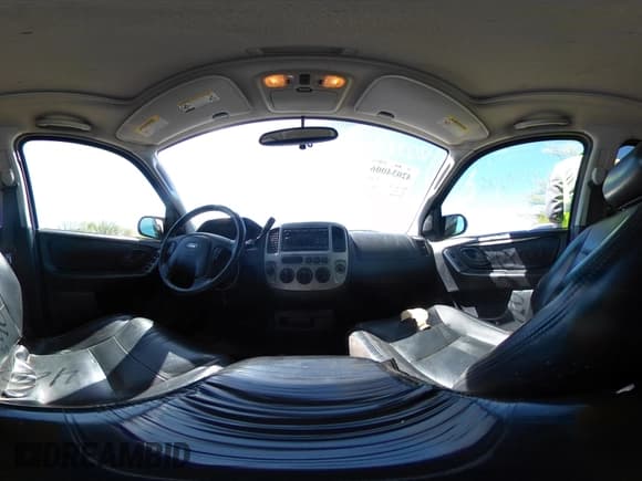 ✅ 2003 Ford Escape Limited • VIN: 1FMCU94103KB90251 • Lot: 42034006. Listed on IAAI with 225,566 mi. Free auction sales archive from the USA and detailed vehicle history report at DreamBid. Image 18.