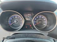 ✅ 2015 Hyundai Elantra SE • VIN: 5NPDH4AE0FH602307 • Lot: 90831285. Wystawiony na Copart z przebiegiem 133 638 mil. Bezpłatny archiwum sprzedaży aukcyjnych z USA i szczegółowy raport historii pojazdu na DreamBid. Zdjęcie 9.