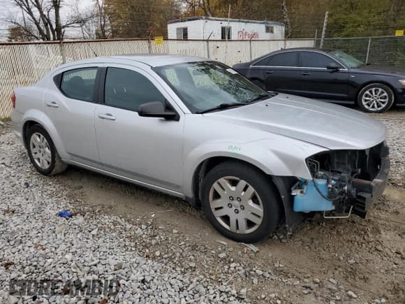 ✅ 2011 Dodge Avenger Express • VIN: 1B3BD4FB1BN523516 • Lot: 90915595. Listed on Copart with 90,958 mi. Free auction sales archive from the USA and detailed vehicle history report at DreamBid. Image 4.