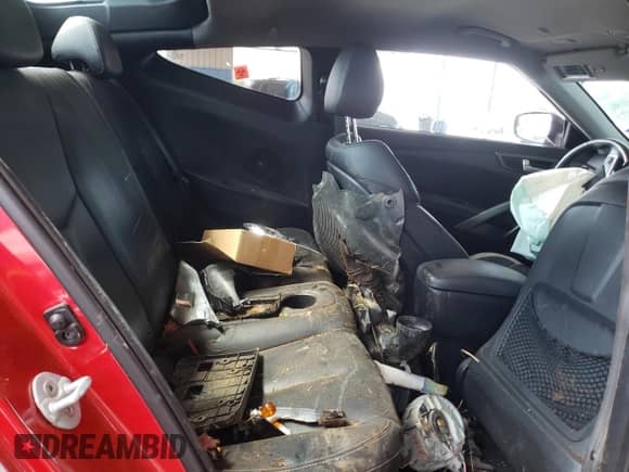 2015 Hyundai Veloster Turbo с VIN KMHTC6AE7FU218287, выставлен на аукционе Copart как лот 69455254 с пробегом Не указан миль и Списание • Salvage title. История ставок и продаж доступна на DreamBid. Изображение 10.