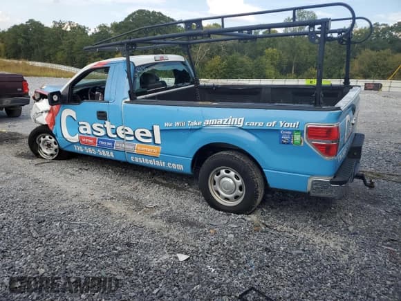 ✅ 2013 Ford F-150 XL • VIN: 1FTMF1CM5DKG12306 • Lot: 81521525. Listed on Copart with 114,002 mi. Free auction sales archive from the USA and detailed vehicle history report at DreamBid. Image 2.