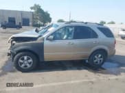 ✅ 2006 Kia Sorento LX • VIN: KNDJD733765577532 • Лот: 42722301. Опубликован ранее на IAAI с пробегом 173 695 миль. Бесплатный доступ к архиву аукционных продаж из США и подробный отчёт об истории автомобиля на DreamBid. Изображение 14.