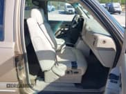 ✅ 2001 Chevrolet Tahoe LS • VIN: 1GNEK13T81J166958 • Lot: 43200403. Wystawiony na IAAI z przebiegiem 248 332 mil. Bezpłatny archiwum sprzedaży aukcyjnych z USA i szczegółowy raport historii pojazdu na DreamBid. Zdjęcie 5.