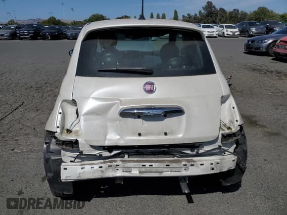 ✅ 2018 FIAT 500e • VIN: 3C3CFFGE5JT469593 • Lot: 59946225. Listed on Copart with 35,003 mi. Free auction sales archive from the USA and detailed vehicle history report at DreamBid. Image 6.