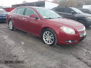 2010 Chevrolet Malibu LTZ z VIN 1G1ZE5EB4AF126482, wystawiony jako IAAI lot #43307397 z przebiegiem 122 166 mil mil oraz . Historia ofert i sprzedaży dostępna na DreamBid. Obrazek 1.