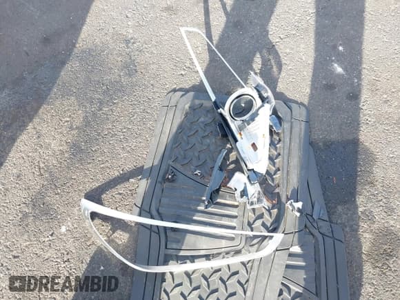 ✅ 2019 Hyundai Elantra • VIN: KMHH35LE7KU090303 • Lot: 41706847. Listed on IAAI with 106,492 mi. Free auction sales archive from the USA and detailed vehicle history report at DreamBid. Image 12.