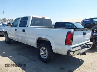 ✅ 2004 Chevrolet Silverado 2500 LT • VIN: 1GCGC23U64F158801 • Lot: 42887314. Wystawiony na IAAI z przebiegiem 124 427 mil. Bezpłatny archiwum sprzedaży aukcyjnych z USA i szczegółowy raport historii pojazdu na DreamBid. Zdjęcie 3.