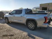 ✅ 2022 Toyota Tundra 1794 Edition Hybrid • VIN: 5TFMC5AB3NX001163 • Lot: 69712164. Wystawiony na Copart z przebiegiem 27 344 mil. Bezpłatny archiwum sprzedaży aukcyjnych z USA i szczegółowy raport historii pojazdu na DreamBid. Zdjęcie 2.