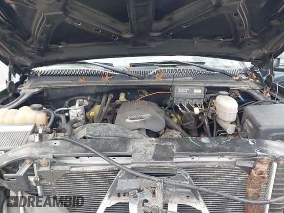 ✅ 2003 Chevrolet Silverado 2500HD LS • VIN: 1GCHK23U03F101886 • Lot: 43590797. Wystawiony na IAAI z przebiegiem Nie podano. Bezpłatny archiwum sprzedaży aukcyjnych z USA i szczegółowy raport historii pojazdu na DreamBid. Zdjęcie 10.