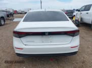 ✅ 2024 Honda Accord EX • VIN: 1HGCY1F36RA078563 • Lot: 43310555. Wystawiony na IAAI z przebiegiem 8 686 mil. Bezpłatny archiwum sprzedaży aukcyjnych z USA i szczegółowy raport historii pojazdu na DreamBid. Zdjęcie 16.