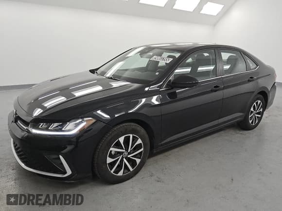 ✅ 2025 Volkswagen Jetta S • VIN: 3VW5X7BUXSM065025 • Lot: 89865395. Listed on Copart with 17,583 mi. Free auction sales archive from the USA and detailed vehicle history report at DreamBid. Image 1.