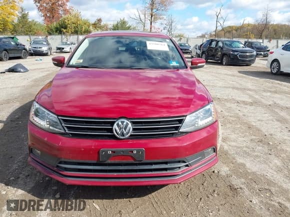 ✅ 2016 Volkswagen Jetta SEL • VIN: 3VWL17AJ3GM319911 • Lot: 43580764. Wystawiony na IAAI z przebiegiem 81 793 mil. Bezpłatny archiwum sprzedaży aukcyjnych z USA i szczegółowy raport historii pojazdu na DreamBid. Zdjęcie 12.