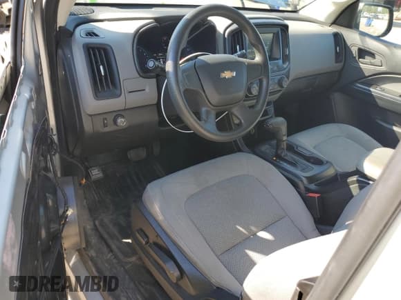 ✅ 2018 Chevrolet Colorado 2WD Work Truck • VIN: 1GCHSBEA1J1298645 • Lot: 83957055. Wystawiony na Copart z przebiegiem 153 186 mil. Bezpłatny archiwum sprzedaży aukcyjnych z USA i szczegółowy raport historii pojazdu na DreamBid. Zdjęcie 8.