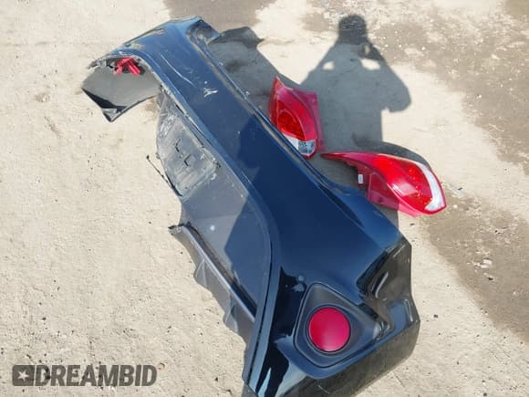 ✅ 2016 Hyundai Veloster Turbo Rally Edition • VIN: KMHTC6AE9GU262731 • Лот: 43566681. Опубликован ранее на IAAI с пробегом 72 683 миль. Бесплатный доступ к архиву аукционных продаж из США и подробный отчёт об истории автомобиля на DreamBid. Изображение 11.