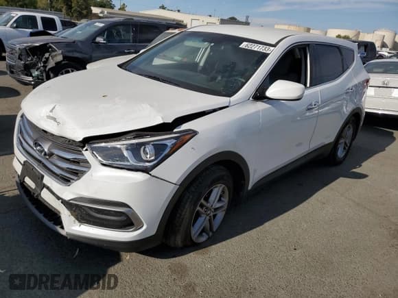 ✅ 2018 Hyundai Santa Fe 2.4L • VIN: 5NMZTDLB4JH083792 • Лот: 62271733. Опубликован ранее на Copart с пробегом Не указан. Бесплатный доступ к архиву аукционных продаж из США и подробный отчёт об истории автомобиля на DreamBid. Изображение 1.