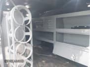 ✅ 2021 Ford Transit Cargo • VIN: 1FTBR2YG6MKA35373 • Lot: 42763086. Wystawiony na IAAI z przebiegiem 75 735 mil. Bezpłatny archiwum sprzedaży aukcyjnych z USA i szczegółowy raport historii pojazdu na DreamBid. Zdjęcie 8.