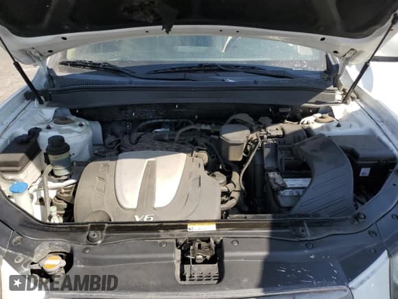 ✅ 2012 Hyundai Santa Fe Limited • VIN: 5XYZK4AG4CG110715 • Lot: 72454354. Listed on Copart with 64,514 mi. Free auction sales archive from the USA and detailed vehicle history report at DreamBid. Image 12.