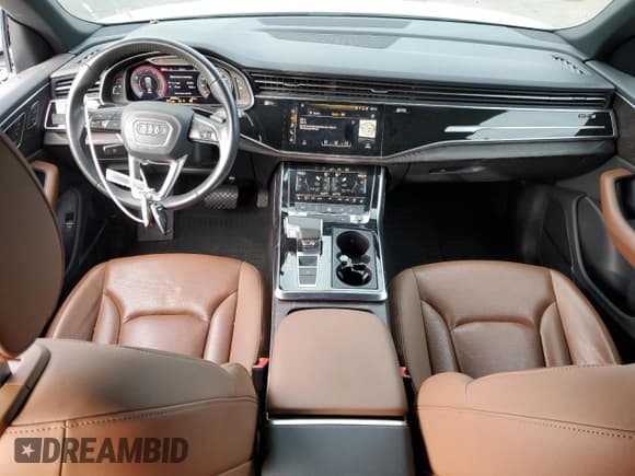 ✅ 2020 Audi Q8 Premium Plus • VIN: WA1BVAF1XLD000613 • Лот: 82378565. Опубликован ранее на Copart с пробегом 45 004 миль. Бесплатный доступ к архиву аукционных продаж из США и подробный отчёт об истории автомобиля на DreamBid. Изображение 8.