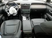 ✅ 2023 Hyundai Tucson Limited • VIN: KM8JECA11PU118393 • Lot: 60374153. Wystawiony na Copart z przebiegiem 1 685 mil. Bezpłatny archiwum sprzedaży aukcyjnych z USA i szczegółowy raport historii pojazdu na DreamBid. Zdjęcie 8.