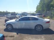 ✅ 2017 Jaguar XF • VIN: SAJBJ4BN4HCY44138 • Lot: 43154329. Wystawiony na IAAI z przebiegiem 41 910 mil. Bezpłatny archiwum sprzedaży aukcyjnych z USA i szczegółowy raport historii pojazdu na DreamBid. Zdjęcie 14.