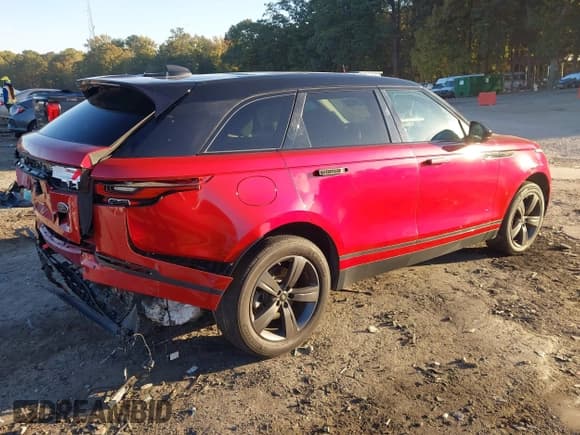 ✅ 2018 Land Rover Range Rover Velar S • VIN: SALYB2RX6JA737877 • Lot: 43516095. Listed on IAAI with 94,369 mi. Free auction sales archive from the USA and detailed vehicle history report at DreamBid. Image 4.
