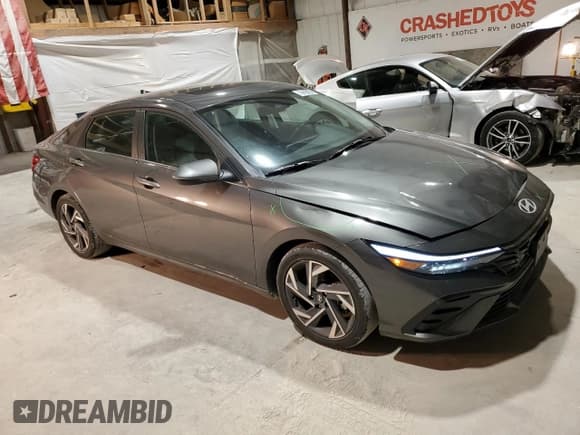 ✅ 2025 Hyundai Elantra Limited • VIN: KMHLP4DG0SU998469 • Lot: 92201545. Wystawiony na Copart z przebiegiem 14 123 mil. Bezpłatny archiwum sprzedaży aukcyjnych z USA i szczegółowy raport historii pojazdu na DreamBid. Zdjęcie 4.