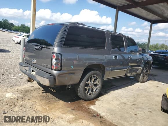 ✅ 2001 Chevrolet Suburban LS • VIN: 3GNEC16T11G283940 • Lot: 52162715. Wystawiony na Copart z przebiegiem 197 628 mil. Bezpłatny archiwum sprzedaży aukcyjnych z USA i szczegółowy raport historii pojazdu na DreamBid. Zdjęcie 3.