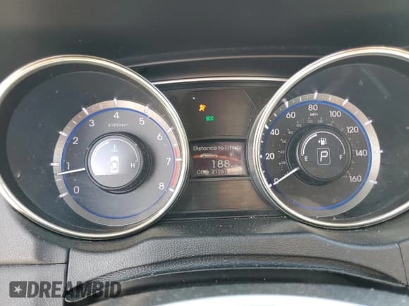 ✅ 2011 Hyundai Sonata SE • VIN: 5NPEC4AC0BH242371 • Lot: 76991164. Listed on Copart with 212,518 mi. Free auction sales archive from the USA and detailed vehicle history report at DreamBid. Image 9.