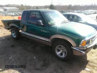 ✅ 1997 Chevrolet S-10 LS • VIN: 1GCCS19X8V8107223 • Лот: 41730704. Опубликован ранее на IAAI с пробегом 171 878 миль. Бесплатный доступ к архиву аукционных продаж из США и подробный отчёт об истории автомобиля на DreamBid. Изображение 1.
