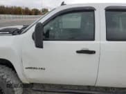 ✅ 2008 Chevrolet Silverado 2500HD Work Truck • VIN: 1GCHK29K98E154346 • Lot: 93400395. Wystawiony na Copart z przebiegiem 281 343 mil. Bezpłatny archiwum sprzedaży aukcyjnych z USA i szczegółowy raport historii pojazdu na DreamBid. Zdjęcie 7.