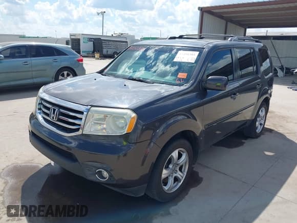 ✅ 2013 Honda Pilot EX-L • VIN: 5FNYF3H58DB003447 • Lot: 43400385. Listed on IAAI with 211,438 mi. Free auction sales archive from the USA and detailed vehicle history report at DreamBid. Image 18.