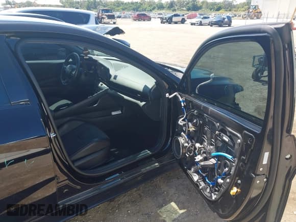 ✅ 2024 Hyundai Elantra N Line • VIN: KMHLR4DF6RU742056 • Лот: 43338827. Опубликован ранее на IAAI с пробегом 25 796 миль. Бесплатный доступ к архиву аукционных продаж из США и подробный отчёт об истории автомобиля на DreamBid. Изображение 5.