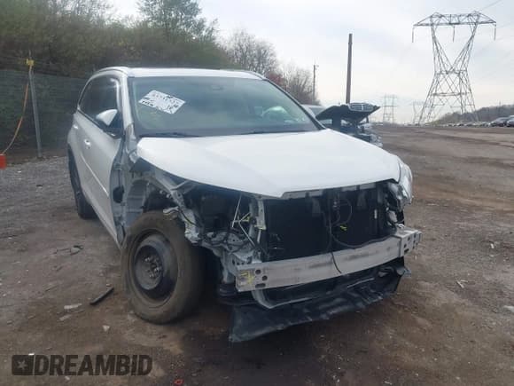 ✅ 2017 Toyota Highlander XLE • VIN: 5TDJZRFH3HS392833 • Лот: 43731327. Опубликован ранее на IAAI с пробегом 94 646 миль. Бесплатный доступ к архиву аукционных продаж из США и подробный отчёт об истории автомобиля на DreamBid. Изображение 18.