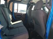 ✅ 2024 Jeep Gladiator Sport • VIN: 1C6JJTAG3RL123552 • Lot: 62649885. Wystawiony na Copart z przebiegiem 4 304 mil. Bezpłatny archiwum sprzedaży aukcyjnych z USA i szczegółowy raport historii pojazdu na DreamBid. Zdjęcie 10.