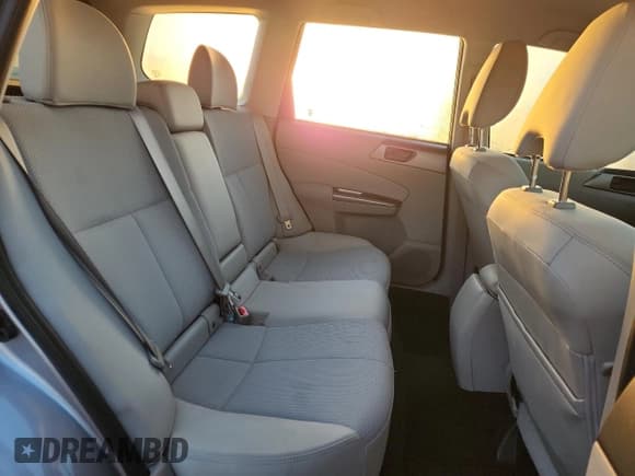 ✅ 2011 Subaru Forester X • VIN: JF2SHABC7BH717791 • Лот: 90576595. Опубликован ранее на Copart с пробегом 147 576 миль. Бесплатный доступ к архиву аукционных продаж из США и подробный отчёт об истории автомобиля на DreamBid. Изображение 11.