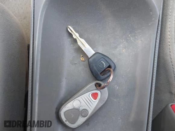 ✅ 2002 Acura RSX Auto • VIN: JH4DC54882C002097 • Лот: 41638986. Опубликован ранее на IAAI с пробегом 231 764 миль. Бесплатный доступ к архиву аукционных продаж из США и подробный отчёт об истории автомобиля на DreamBid. Изображение 11.