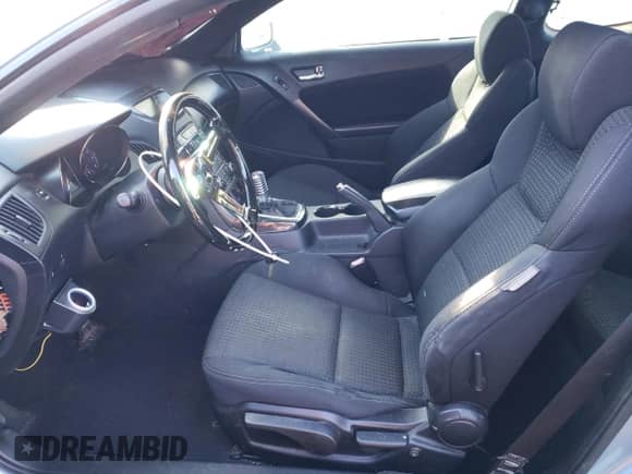 2011 Hyundai Genesis Coupe Premium с VIN KMHHT6KD8BU053064, выставлен на аукционе Copart как лот 89248855 с пробегом 149 583 миль миль и Списание • Salvage title. История ставок и продаж доступна на DreamBid. Изображение 7.