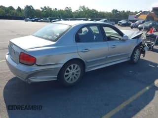 ✅ 2004 Hyundai Sonata GLS • VIN: KMHWF35H34A925246 • Lot: 42804083. Listed on IAAI with Not provided. Free auction sales archive from the USA and detailed vehicle history report at DreamBid. Image 4.