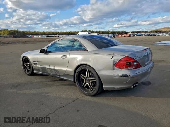✅ 2004 Mercedes-Benz SL 500 • VIN: WDBSK75F74F077653 • Lot: 96677875. Listed on Copart with 69,568 mi. Free auction sales archive from the USA and detailed vehicle history report at DreamBid. Image 2.