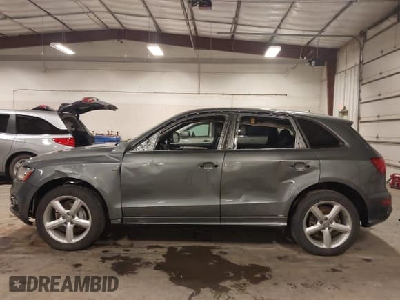 ✅ 2017 Audi Q5 Premium Plus • VIN: WA1M2AFP2HA044832 • Lot: 43621294. Wystawiony na IAAI z przebiegiem 119 372 mil. Bezpłatny archiwum sprzedaży aukcyjnych z USA i szczegółowy raport historii pojazdu na DreamBid. Zdjęcie 15.