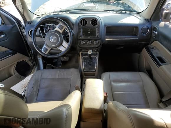 ✅ 2012 Jeep Patriot Limited • VIN: 1C4NJRCB4CD670443 • Lot: 88495955. Listed on Copart with 179,384 mi. Free auction sales archive from the USA and detailed vehicle history report at DreamBid. Image 8.