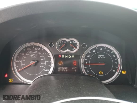 ✅ 2009 Pontiac Torrent GXP • VIN: 2CKDL537096206379 • Lot: 42727755. Wystawiony na Copart z przebiegiem 125 576 mil. Bezpłatny archiwum sprzedaży aukcyjnych z USA i szczegółowy raport historii pojazdu na DreamBid. Zdjęcie 9.