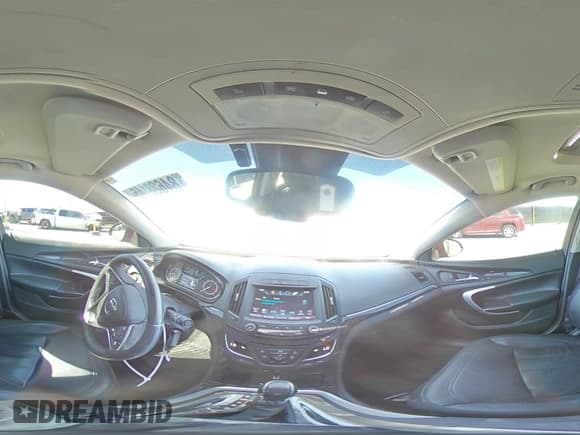 ✅ 2017 Buick Regal Sport Touring • VIN: 2G4GL5EX3H9183769 • Lot: 84628145. Wystawiony na Copart z przebiegiem 104 091 mil. Bezpłatny archiwum sprzedaży aukcyjnych z USA i szczegółowy raport historii pojazdu na DreamBid. Zdjęcie 14.