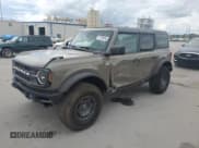 ✅ 2025 Ford Bronco Big Bend • VIN: 1FMEE7BH7SLA53441 • Lot: 81738935. Wystawiony na Copart z przebiegiem 1 131 mil. Bezpłatny archiwum sprzedaży aukcyjnych z USA i szczegółowy raport historii pojazdu na DreamBid. Zdjęcie 1.