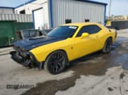 ✅ 2017 Dodge Challenger T/A 392 • VIN: 2C3CDZFJ4HH637913 • Lot: 56367985. Wystawiony na Copart z przebiegiem 42 623 mil. Bezpłatny archiwum sprzedaży aukcyjnych z USA i szczegółowy raport historii pojazdu na DreamBid. Zdjęcie 1.