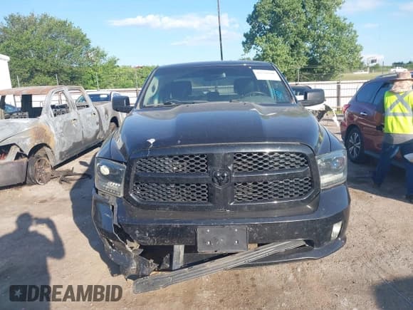 ✅ 2015 Ram 1500 Express • VIN: 1C6RR6KT5FS663947 • Lot: 42578960. Listed on IAAI with 184,747 mi. Free auction sales archive from the USA and detailed vehicle history report at DreamBid. Image 12.