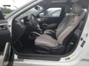 ✅ 2013 Hyundai Veloster w/Gray Int • VIN: KMHTC6AD9DU141071 • Lot: 63495074. Wystawiony na Copart z przebiegiem 52 061 mil. Bezpłatny archiwum sprzedaży aukcyjnych z USA i szczegółowy raport historii pojazdu na DreamBid. Zdjęcie 7.