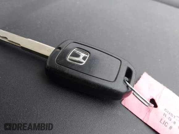 ✅ 2020 Honda Civic LX • VIN: 2HGFC2F60LH587701 • Lot: 43741941. Listed on IAAI with 111,256 mi. Free auction sales archive from the USA and detailed vehicle history report at DreamBid. Image 11.