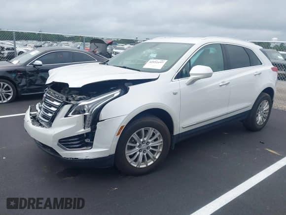 ✅ 2017 Cadillac XT5 FWD • VIN: 1GYKNARS1HZ138586 • Лот: 42951197. Опубликован ранее на IAAI с пробегом 69 129 миль. Бесплатный доступ к архиву аукционных продаж из США и подробный отчёт об истории автомобиля на DreamBid. Изображение 2.