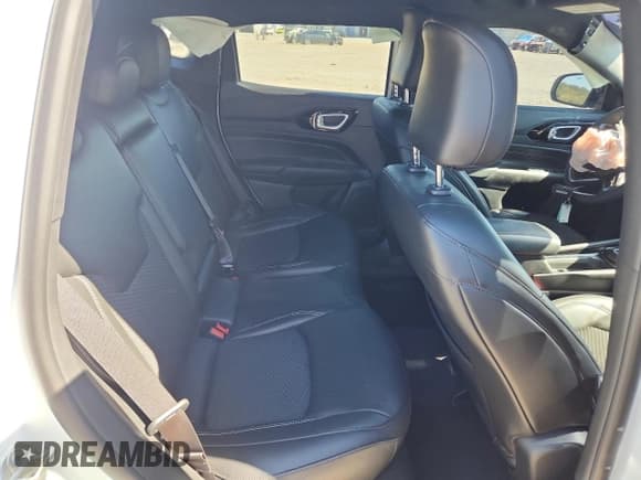 ✅ 2023 Jeep Compass Altitude • VIN: 3C4NJDBN1PT549223 • Лот: 87299205. Опубликован ранее на Copart с пробегом 8 713 миль. Бесплатный доступ к архиву аукционных продаж из США и подробный отчёт об истории автомобиля на DreamBid. Изображение 10.